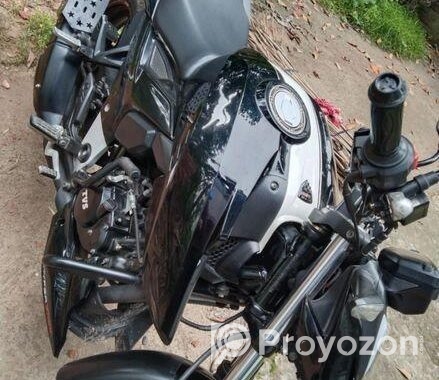 TVS Apache RTR 160 . 2024