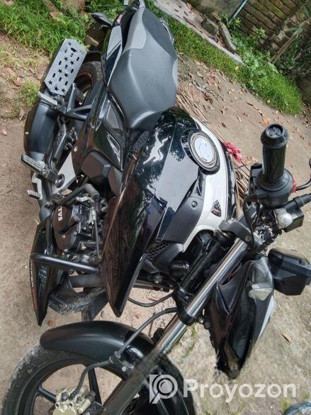 TVS Apache RTR 160 . 2024