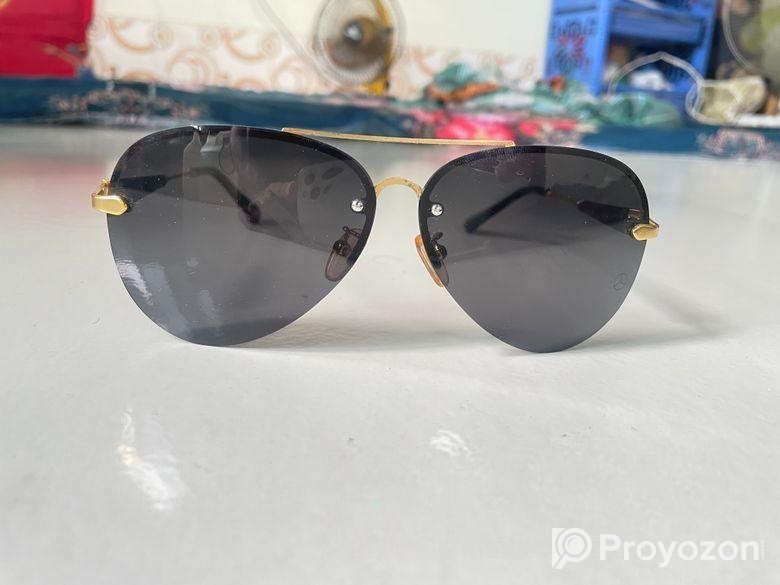 সানগ্লাস