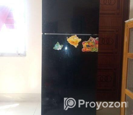 Singer 340 Non Frost Fridge