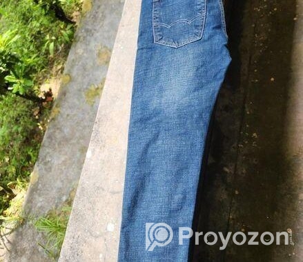 American Eagle Jeans 32 Size