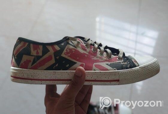 লি কুপার Chuck Taylor Low Top (ব্যবহৃত)