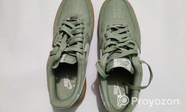 Original Nike Air Force 1 shoe / sneakers