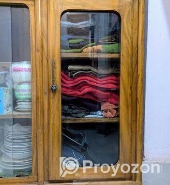 ক্লাসিক শোকেস, রেইন্ট্রি কাঠের