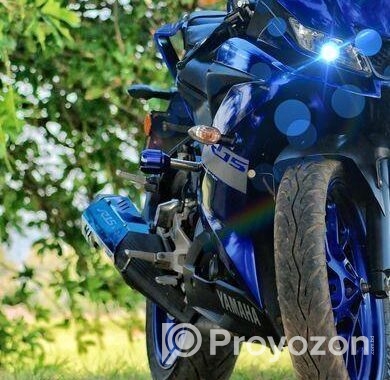 Yamaha R15 V3 Movistar . 2021