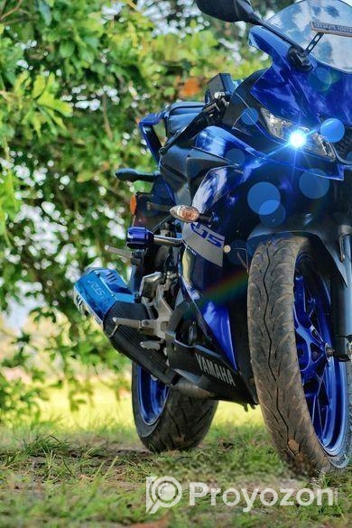 Yamaha R15 V3 Movistar . 2021