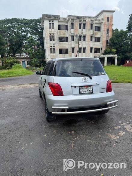 Toyota ist Octane drive 2004