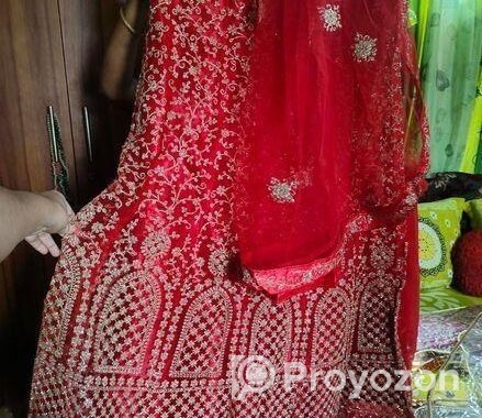 ব্রাইডাল লেহেঙ্গা
