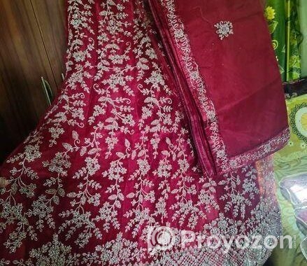 ব্রাইডাল লেহেঙ্গা