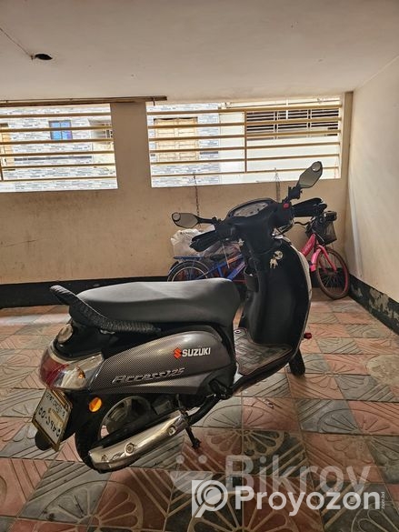 Suzuki Access . 2022