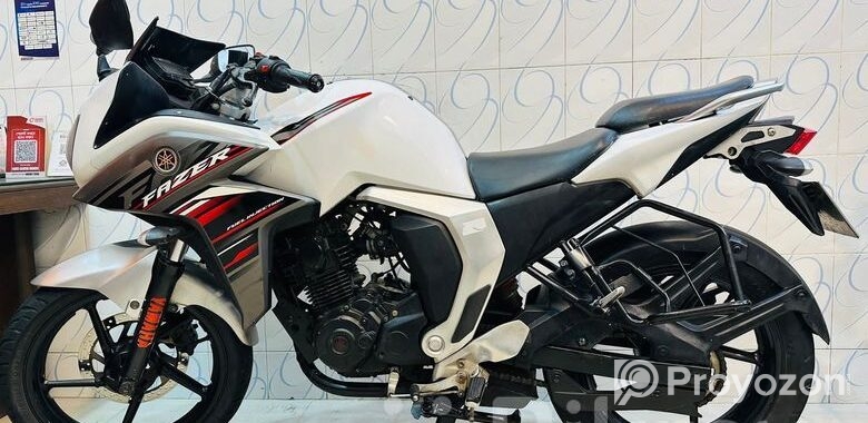 Yamaha Fazer 2017