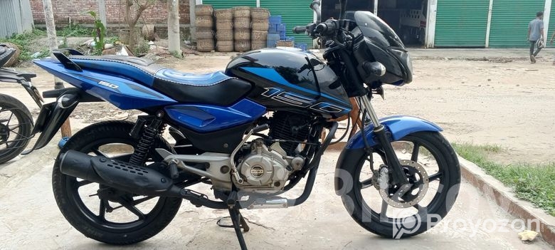 Bajaj Pulsar 150 2017