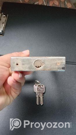 বাইকের লক বিক্রি হবে