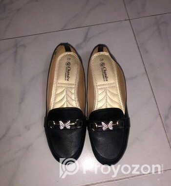 Ladies Shoe ‍Sell Hobe