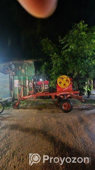 ইট ভাঙ্গার মেশিন