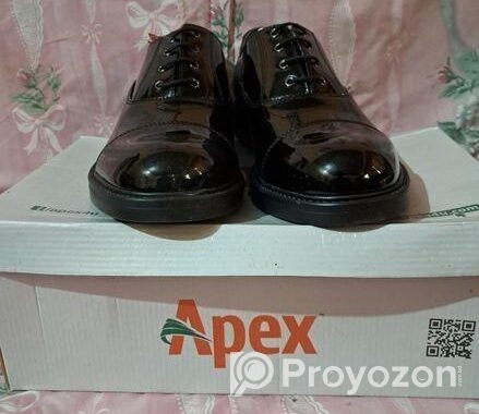 New Buck shine Leather shoes