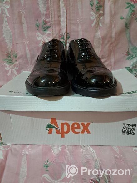 New Buck shine Leather shoes