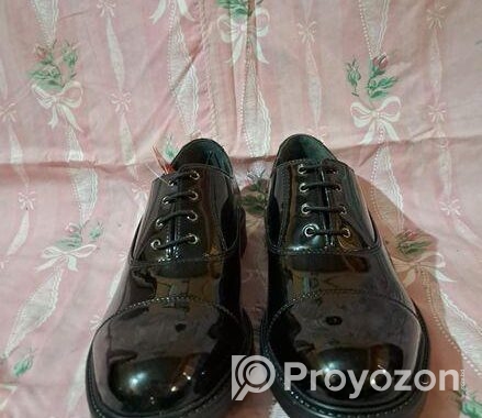 New Buck shine Leather shoes