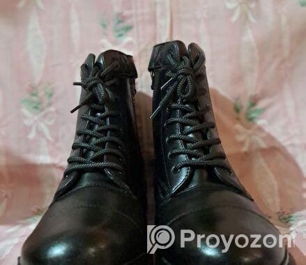 Venturni Biker/Chelsea Boots