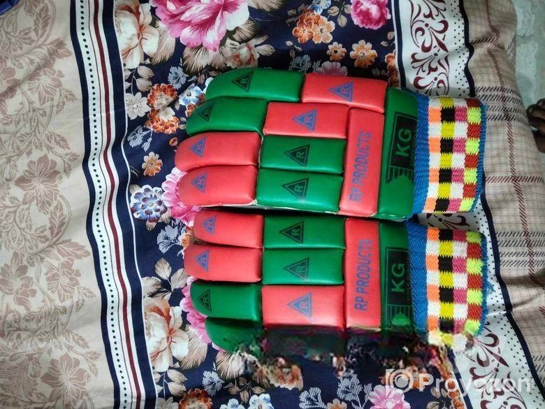 ক্রিকেট সরঞ্জাম