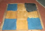 Carrom board