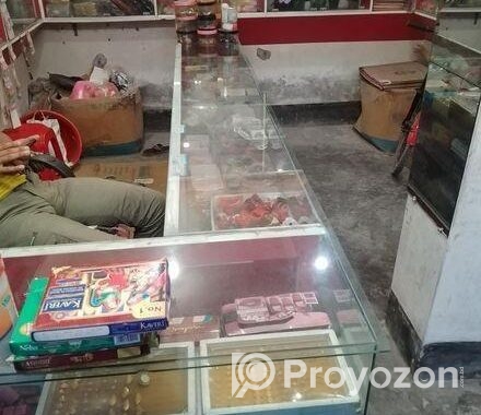 দোকানের ডেকারেশন বিক্রি করা হবে
