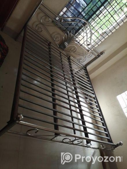 স্টিলের খাট বিক্রি হবে