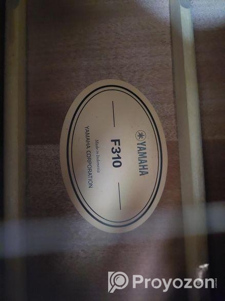 গিটার বিক্রি করা হবে