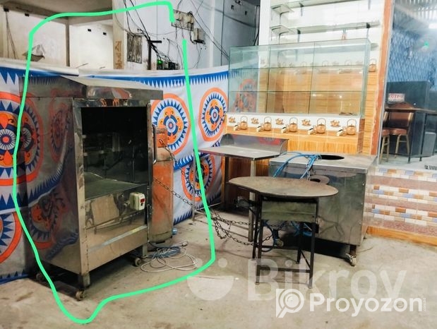 একটি গ্রিল মেশিন বিক্রি করা হবে।