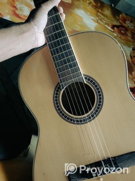 CLASSICAL GUITAR