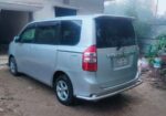 Toyota Noah 2014