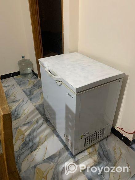 ডিপ ফ্রিজ বিক্রি হবে