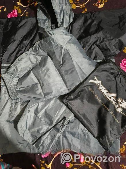 Rain Coat ‍Sell Post