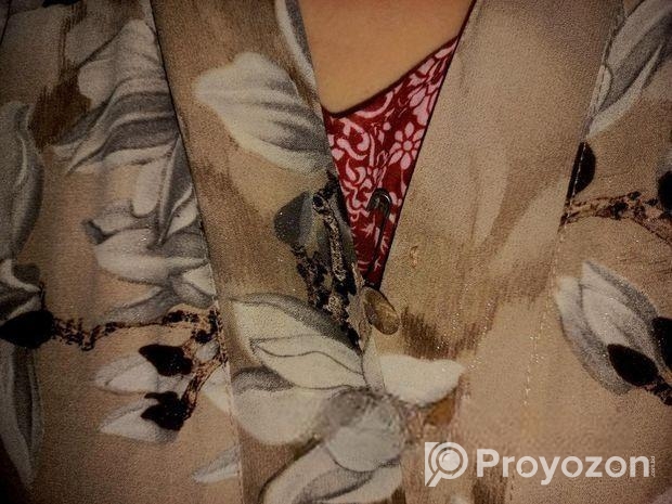 কটি বোরকা বিক্রি হবে