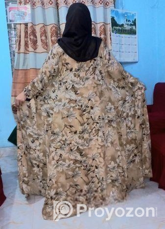 কটি বোরকা বিক্রি হবে