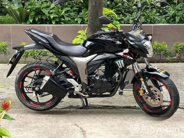 Suzuki Gixxer MONOTONE BLACK 2023
