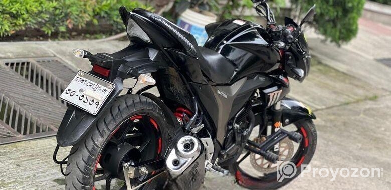 Suzuki Gixxer MONOTONE BLACK 2023
