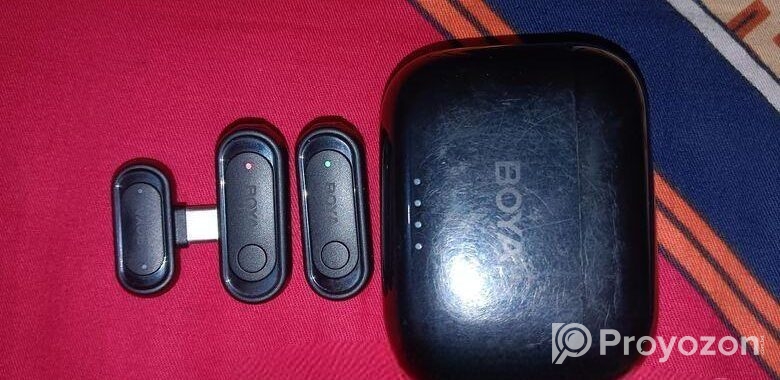 Boya mini microphone