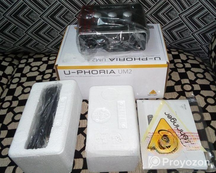 Behringer U-PHORIA UM2 Audio Interface