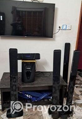 ওয়ালটন হোম থিয়েটার