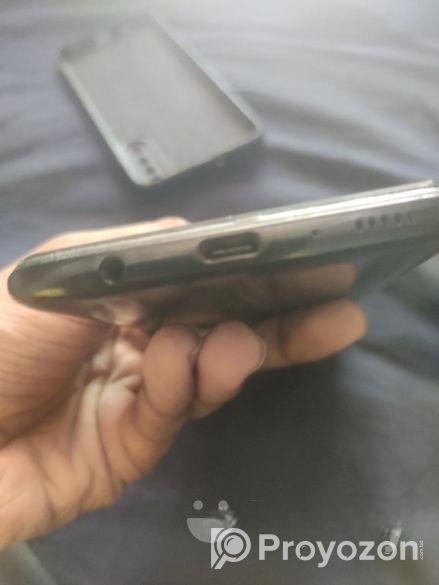 Samsung Galaxy A70 (Used)