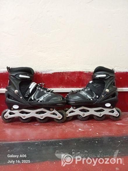 স্কেটিং জুতা