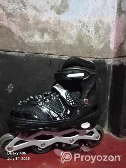 স্কেটিং জুতা