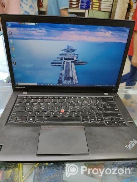 Lenovo i5 ram8gb ssd256gb