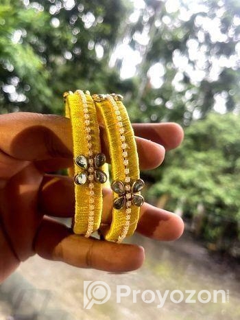 কুন্দন চুড়ি