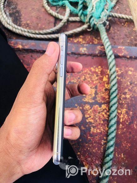 Apple iPhone X (Used)