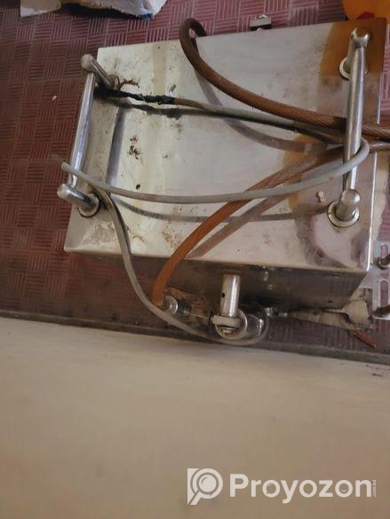 সেমি- অটোমেটিক লিকুইড ফিলার মেশিন