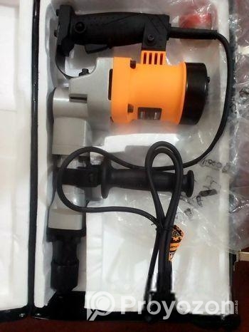 ব্রেকার মেশিন