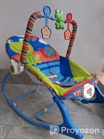Baby rocking chair