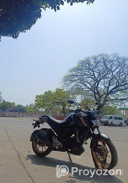 Yamaha FZS Version 4 2025